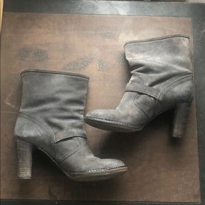 Barney’s Suede grey leather booties size 39